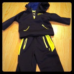Oshkosh 12m track suit navy with neon green